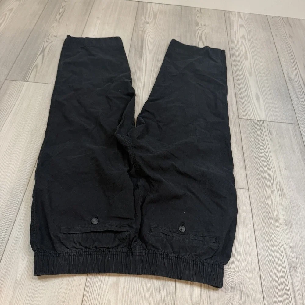 Duluth Trading Size 12 Overeasy Lightweight Hemp Capris Pants Black 60975‎